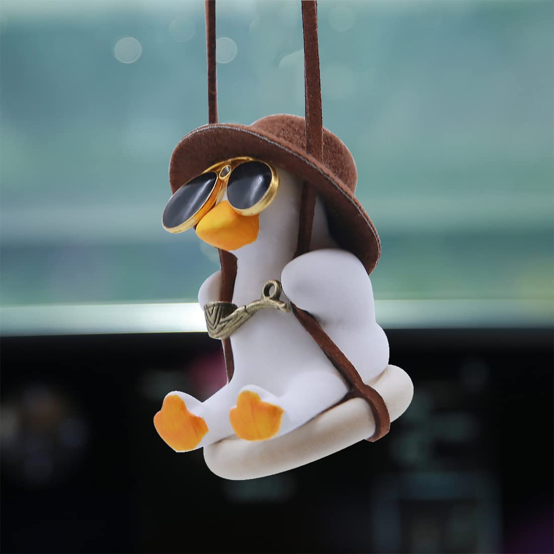 Cool Swinging Duck Car Hanging Ornament, Pendant Interior Rearview Mirror Decoration and Car Rear View Mirrior Hanging Accessories