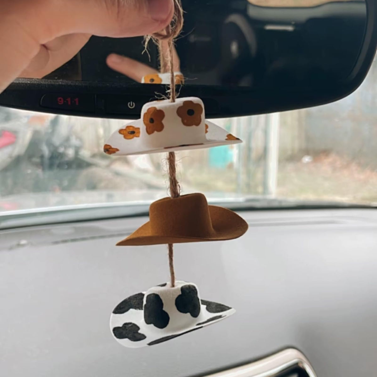 Cowboy Hat Car Charm,Cow Print Decor Rear View Mirror Hanging Accessories
