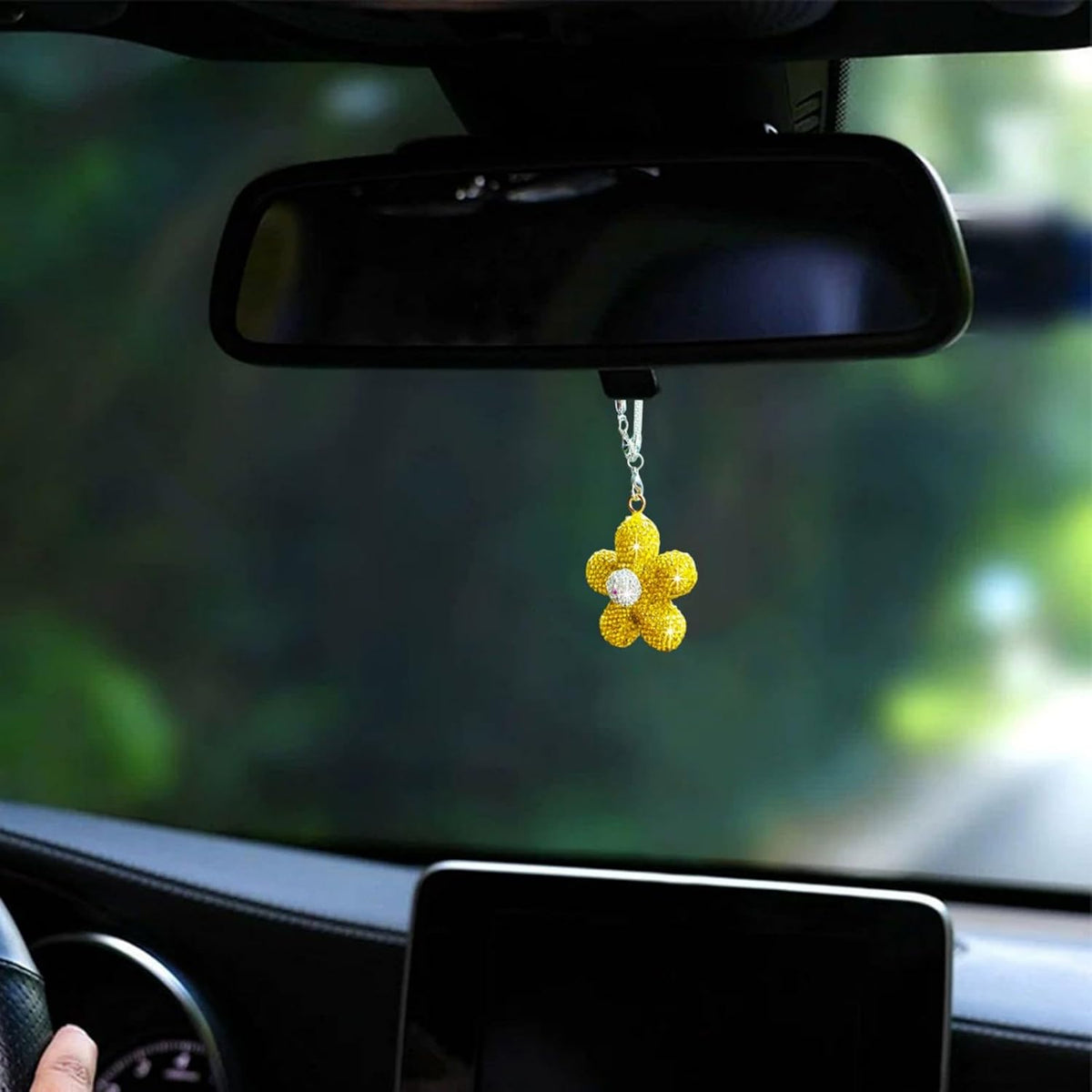 Bling Daisy Flower Car Hanging Ornament for Women, Cute Crystal Rear View Mirror Pendant Charms Sparkly Diamond Aesthetic Automotive Interior Decor Accessories (Yellow)