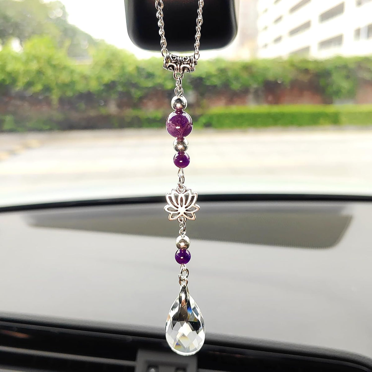 Crystal Sun Catcher Rear View Mirror Accessories, Cute Lotus Flower Pendant Car Decor, Boho Hanging Ornament Suncatchers Charms for Car Mirror, Garden, Windows