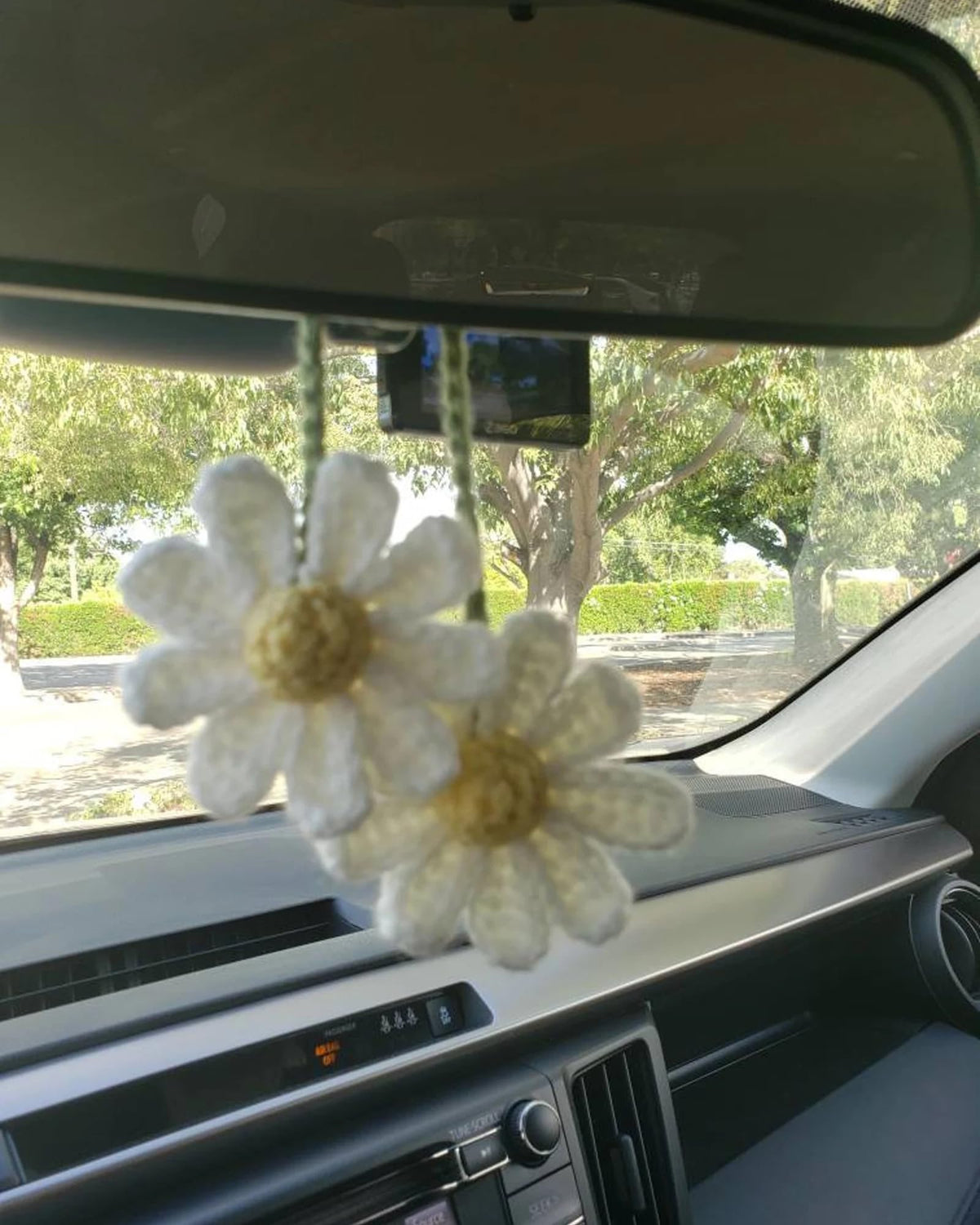 Crochet Daisy Car Accessories for Women Cute Rear View Mirror Hanging Charm