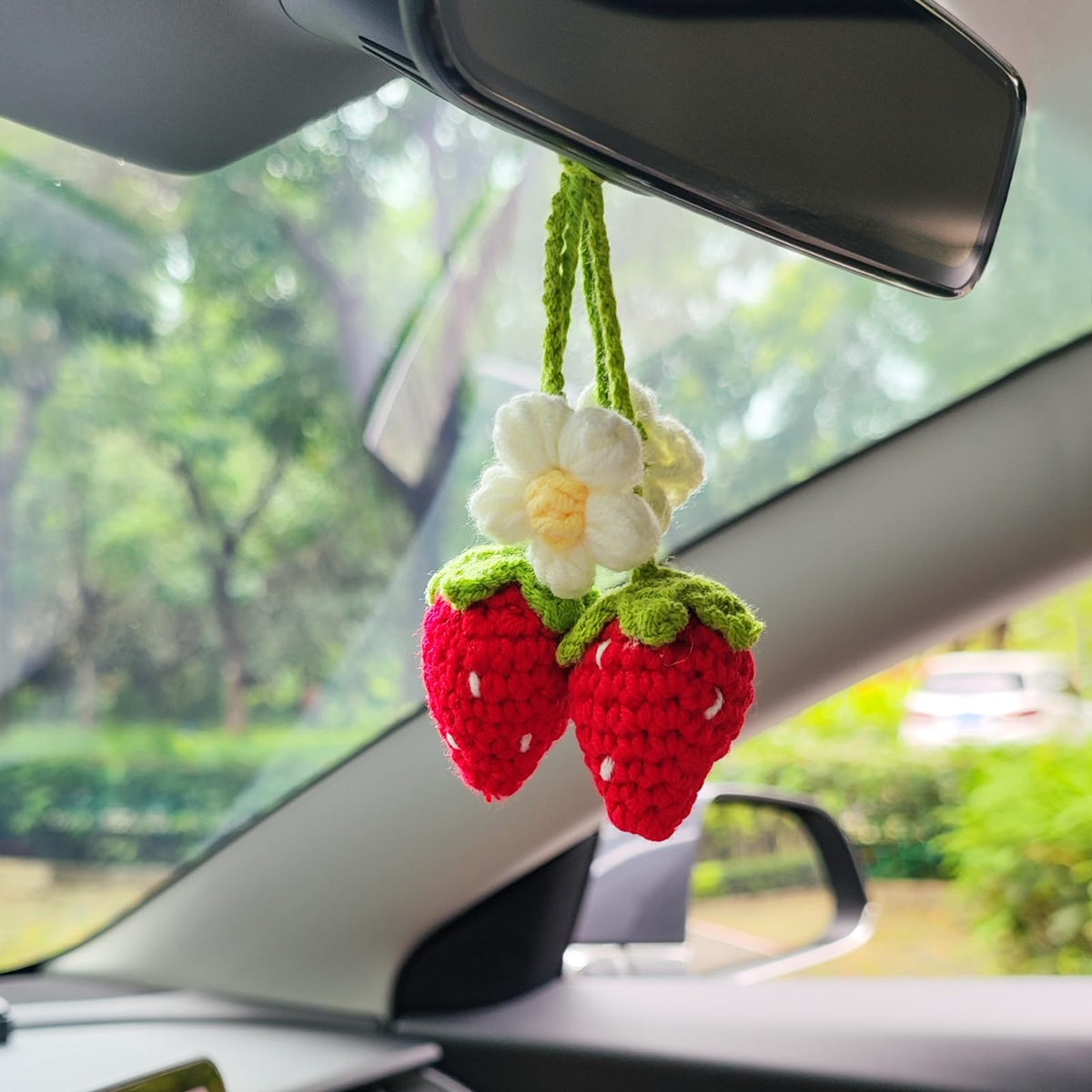 Crochet Strawberry and Flower Car Hanging Ornaments, Cute Aesthetic Rearview Mirror Hanging Accessories for Women and Girls, Handmade Polyester Fiber Car Decor 2-Pack